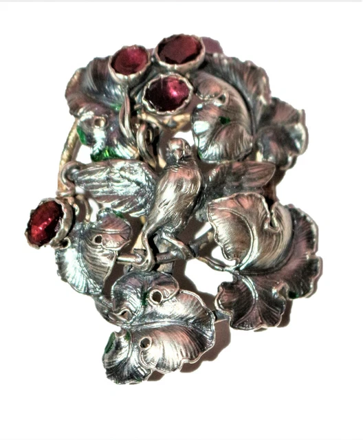 Broche en argent 800 et grenats style Wiese et Froment-Meurice 19eme