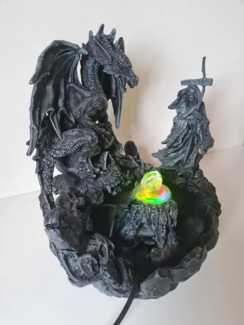 Brunnen mit Drache LED Wasser Beleuchtung Höhe  32cm.