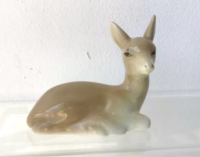 Midwinter Vintage Deer Figure Laying Down Ceramic Burslem England