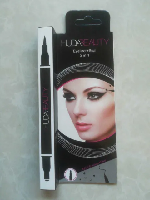 Eyeliner Liquid Huda beauty' Eyeliner+ seal 2 in 1 black color For women