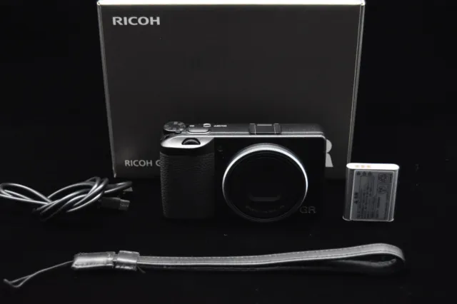 RICOH GR III 24.2MP 18.3mm f/2.8 Digital Camera Black From JAPAN 【MINT】 #913 2