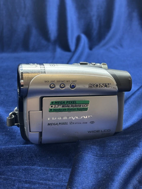 Caméscope Canon Legria FS305 – Compact – Zoom 1800x – Très Bon état