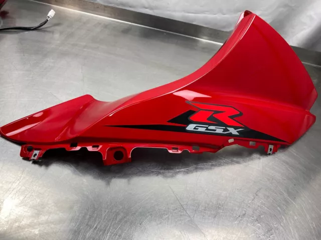 Suzuki GSXR 1000 R Kanzel Ram Air Abdeckung Verkleidung Cover Intake Rechts L7