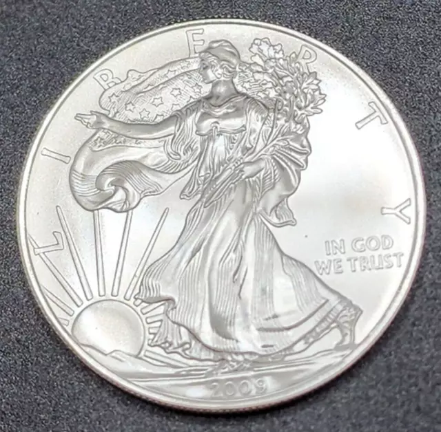 2009 United States 1 Dollar Silver Eagle 1 oz  .999 Silver Coin - UNC