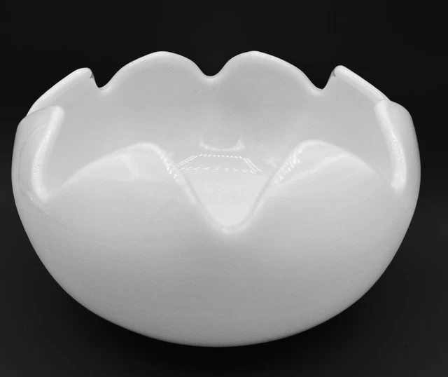 White Fenton Lotus Rose Bowl Petal Scalloped Milk Glass Vintage EUC Heavy