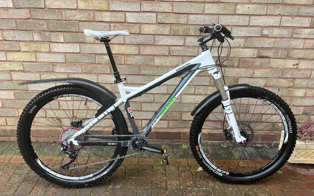 SARACEN ZEN 2014 Mountain Bike 650b Tubeless Dropper Post