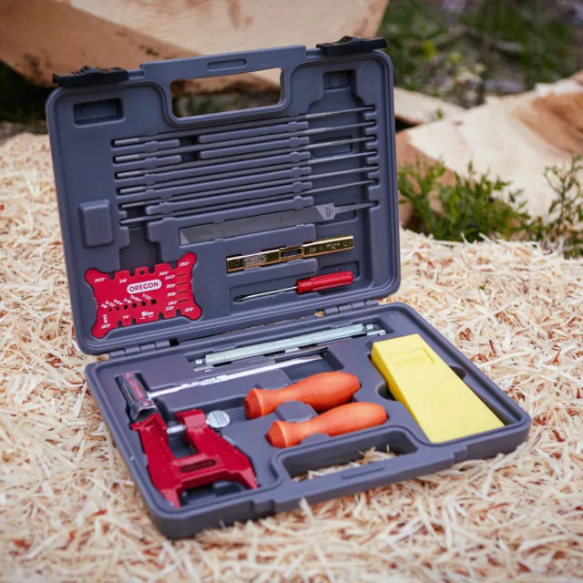 Oregon Chainsaw Sharpening Tool Kit (in Hard Case) 601981