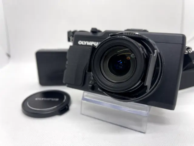 OLYMPUS Stylus XZ-2 12.0 MP Black Compact Digital Camera Near Mint From Japan