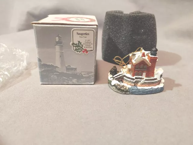 1997 Harbour Lights Ornament Saugerties Lighthouse New York