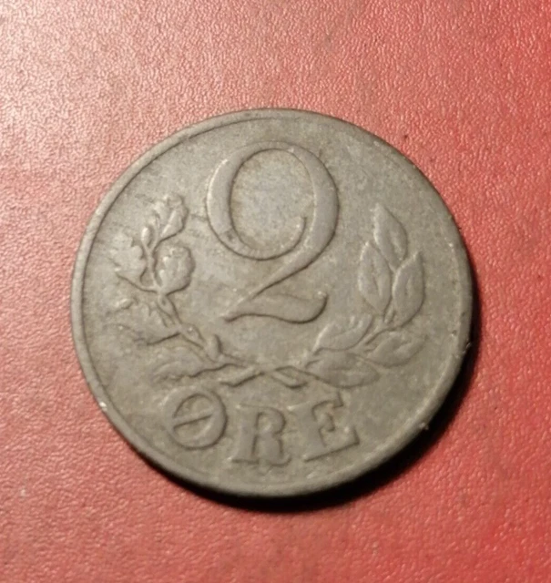 * Denmark  *  - 2  Öre - Bronze  -  1942   *   Condition  1+   *