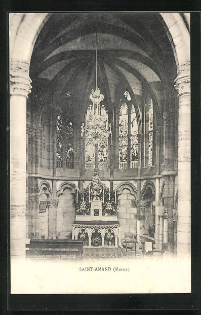 CPA Saint-Amand, Church Interior