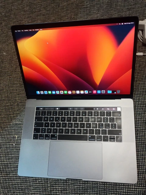 MACBOOK PRO 15” 2018 I7 16GB RAM 512GB SSD Tastiera ita Batteria assistenza