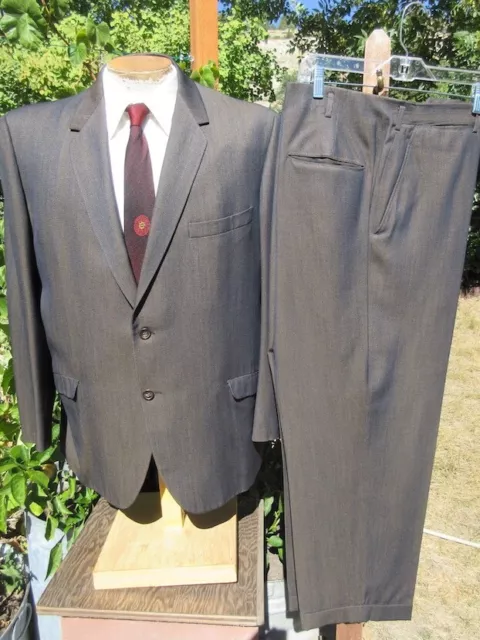 1960s Black & Gold Sharkskin Suit 48R 39x27 - Alterable HICKEY-FREEMAN