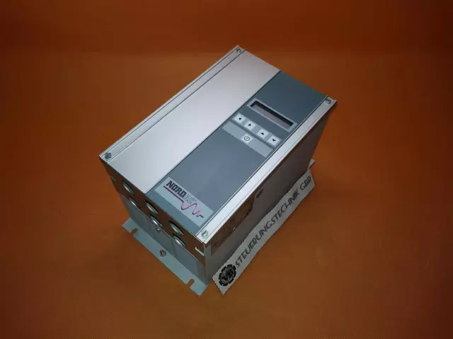 NORDAC Vector Onduleur Type : Sk 1500/3 CT - 1,5 Kw