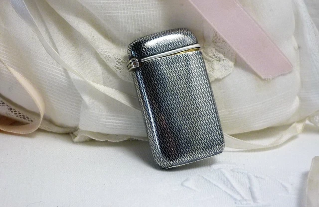 Rare PYROGENE argent niellé XIX° etui  allumettes argent antique silver matchbox