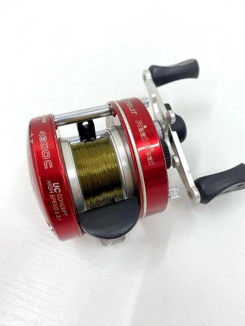 ABU GARCIA AMBASSADEUR Real 2 Deal 2 4600C Ultra Cast Titanium ABU GARCIA AMBASSADEUR Real 2 Deal 2 4600C Ultra Cast Titanium