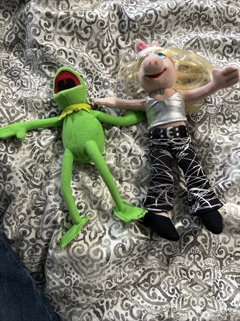 kermit the frog plush and miss piggy plush