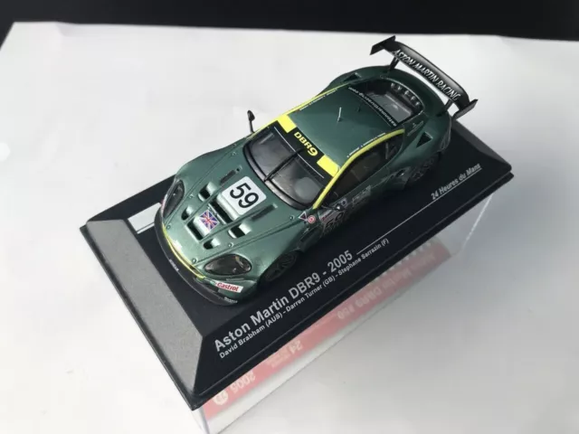 ASTON MARTIN DBR9 LE MANS 2005 BRABHAM-TURNER-SARRAZIN 1:43 ALTAYA Cristinomodel