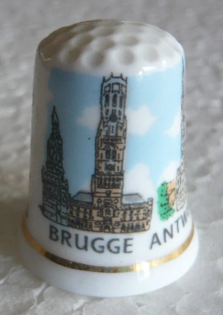 Dé à Coudre En Porcelaine Fine Birchcroft – Collection Grèce, édition Limitée, Coffret Cadeau