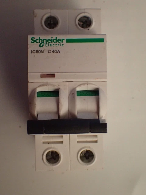 Disjoncteur Schneider Acti 9 IC60N 3P 20A Courbe C - Protection Électrique