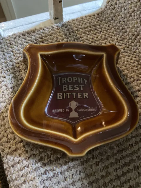 Vintage Trophy best bitter ashtray | Ceramic ashtray | Breweriana Man cave