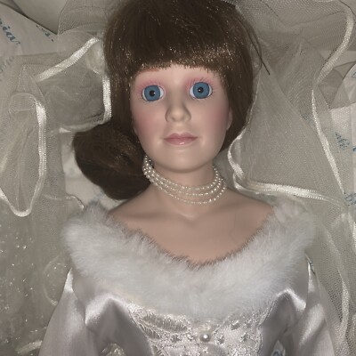 Beautiful Marian Yu  Designs"Winter Bride" Collectible doll 21" . 