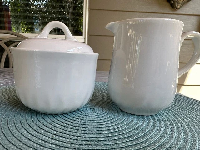 Corelle sugar and creamer set top