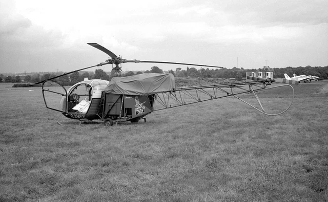 Samuelson Aviation, Alouette II, G-AWEE at Elstree, Oct 1968 - B&W Neg_6194