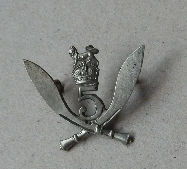 BRITISH 5TH GURKHA Rifles Cap Badge K/C T £30.00 - PicClick UK