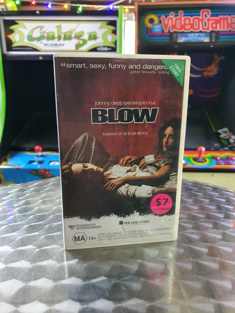 BLOW - JOHNNY Depp Penelope Cruz - VHS Movie - Video Tape - Big Box Ex