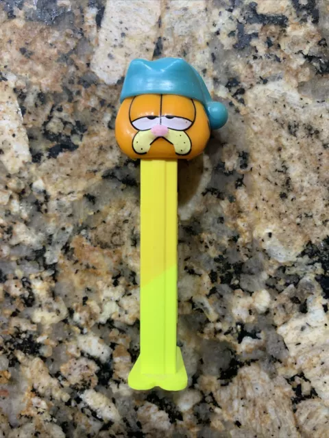 Vintage Sleepy Garfield Pez Dispenser with Feet Empty 1978