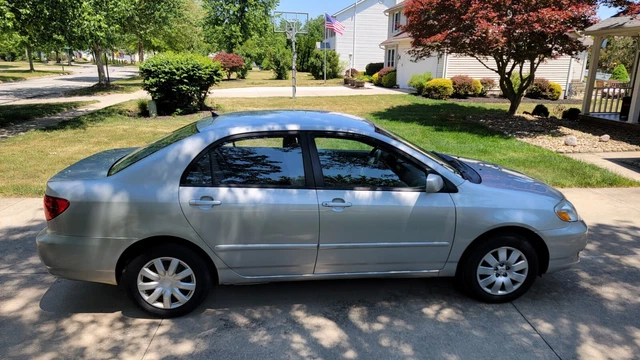 2004 Toyota Corolla
