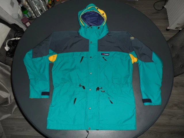 Berghaus mera peak 3 2025