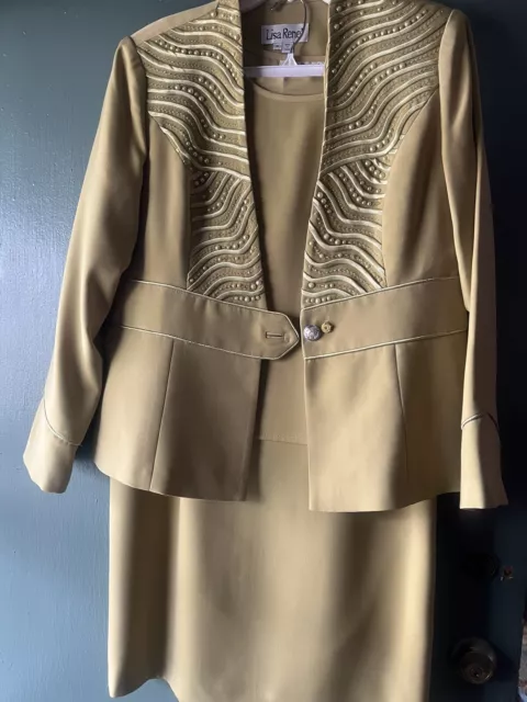 women 3 Pc  church suit size 14