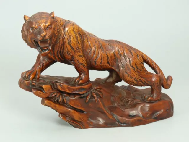 Chinese Exquisite Hand-carved tiger Carving Boxwood statue