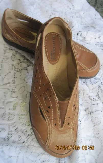 EARTH ORIGINS LAURYN Tan Leather Fancy  Cutwork Casual Shoes Womens Size 9.5W 2