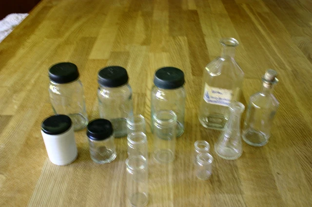 Alte Apothekerflaschen und Apothekergefäße