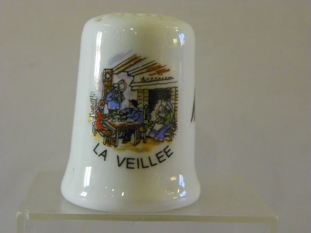 DÉ À COUDRE De Collection En Porcelaine ( JOCONDE ) EUR 1,00 - PicClick FR