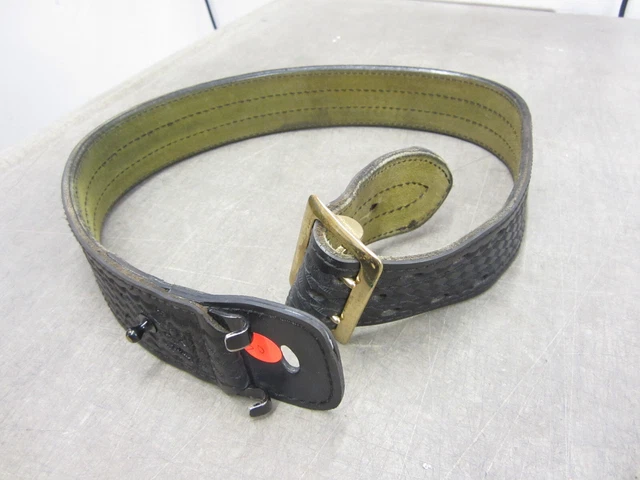 Safariland Police MDL 87 Duty Belt  Black 30/75