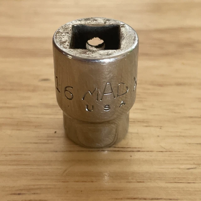 Mac Tools USA 3/8" Drive 5/16" SAE 4 Point Shallow Chrome Socket X104