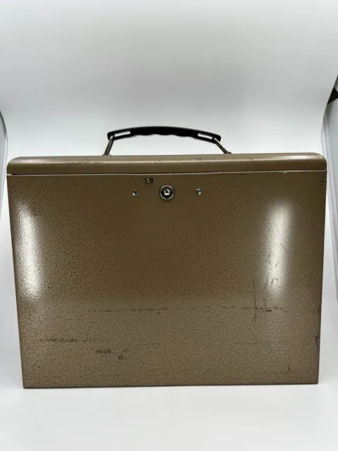 Caja de acero vintage con cerradura con 2 llaves 10 H x 13 L x 6 W, caja de bloqueo portátil de 5 lb
