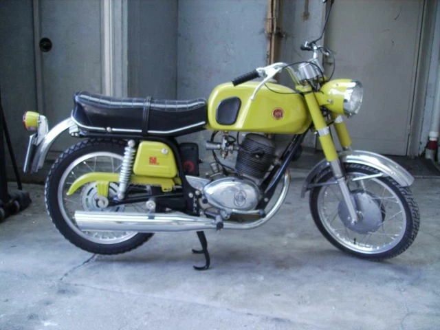 USO MANUT. + CAT. RICAMBI + ManUALE OFFICIN GILERA 150 -  EPOCA 300 PAG. ITA PDF