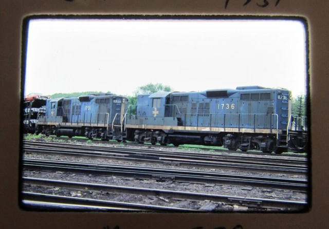 Original '76 Kodachrome Photo Slide BM Boston Maine 1736 GP9      39K32