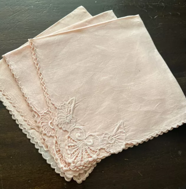 Set of 3 Vintage Linen Dinner / Lunch Napkins Peach 13.5” x 13.5” Heart