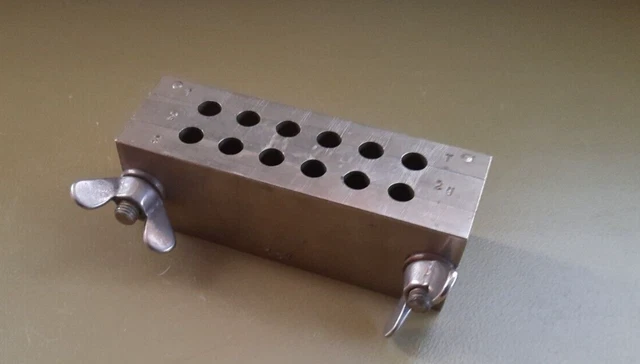 Zäpfchenform Zäpfchengießform für 12 Zäpfchen a 2 g , Metall, aus Apotheke