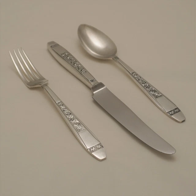NUEVO ORLEANS Diseño GEO. Cubiertos/vajilla de servicio de plata WOSTENHOLM Sheffield