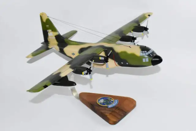 Lockheed Martin® C-130A, 95th AS Flying badgers 440th AW 1974, Mahogany 1/74