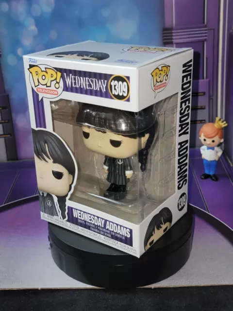 Funko Pop! TV Netflix Wednesday Addams #1309 w/ Protector Jenna Ortega *IN HAND 2