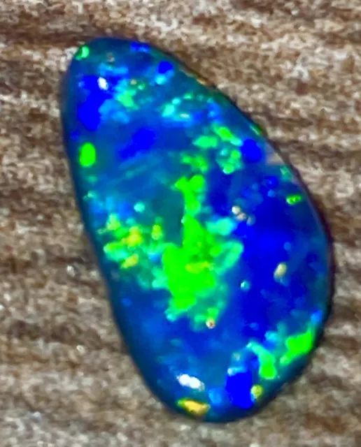 #726 0.41 Ct Australian Lightning Ridge Solid Opal Gorgeous N1