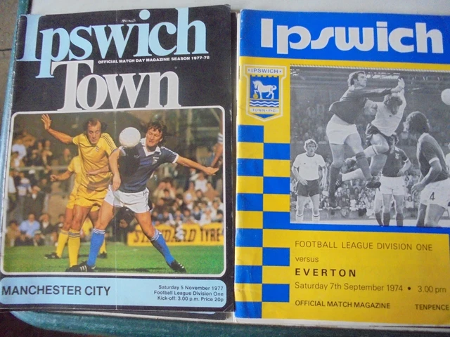 Lot De 3 Programmes De Match Ipswich Town – Saison 1973 – Football Vintage UK